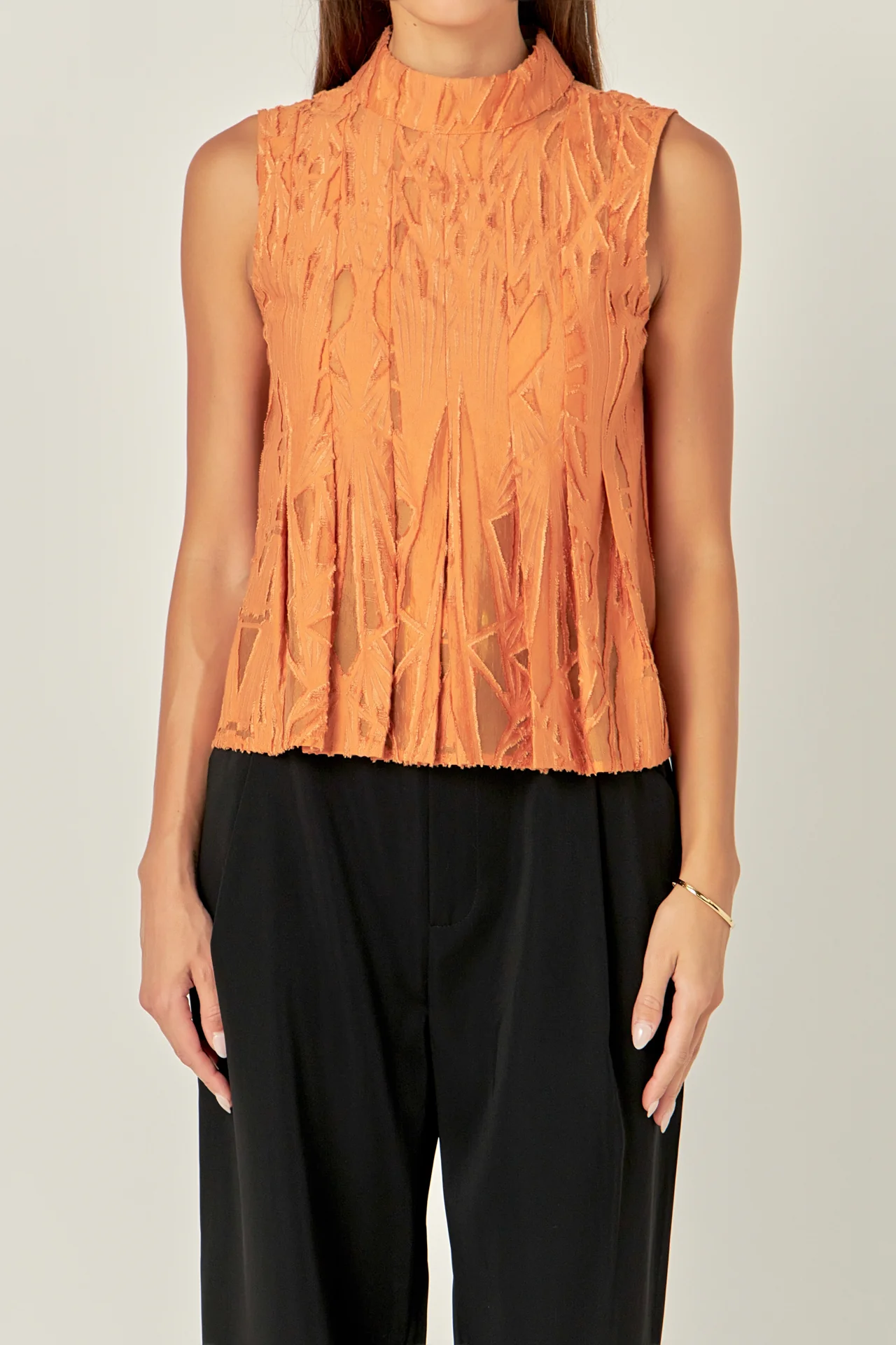 Burnout Pleated sleeveless Top - Image 2