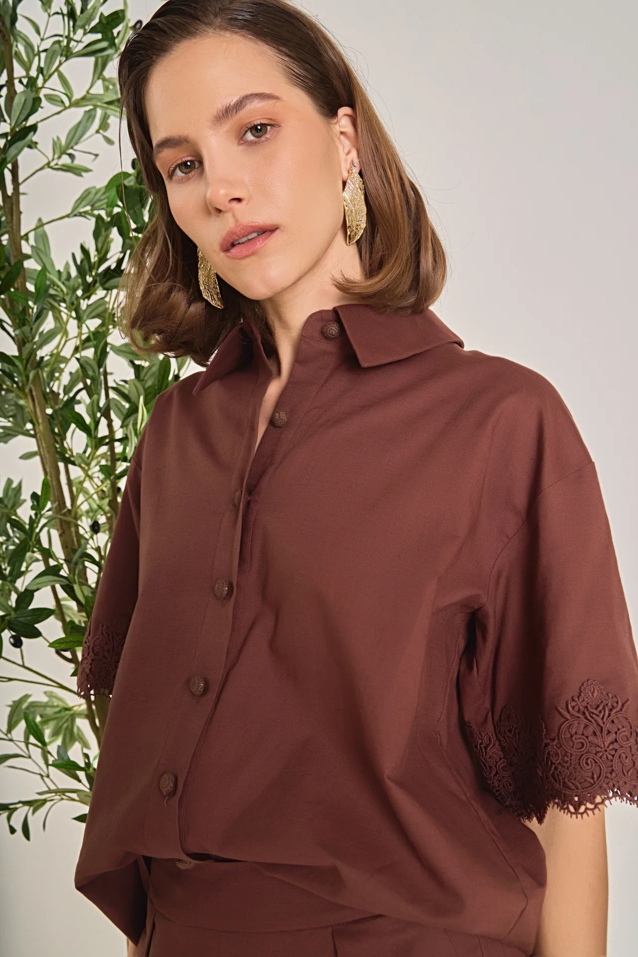 Linen Lace Shirt - Image 11