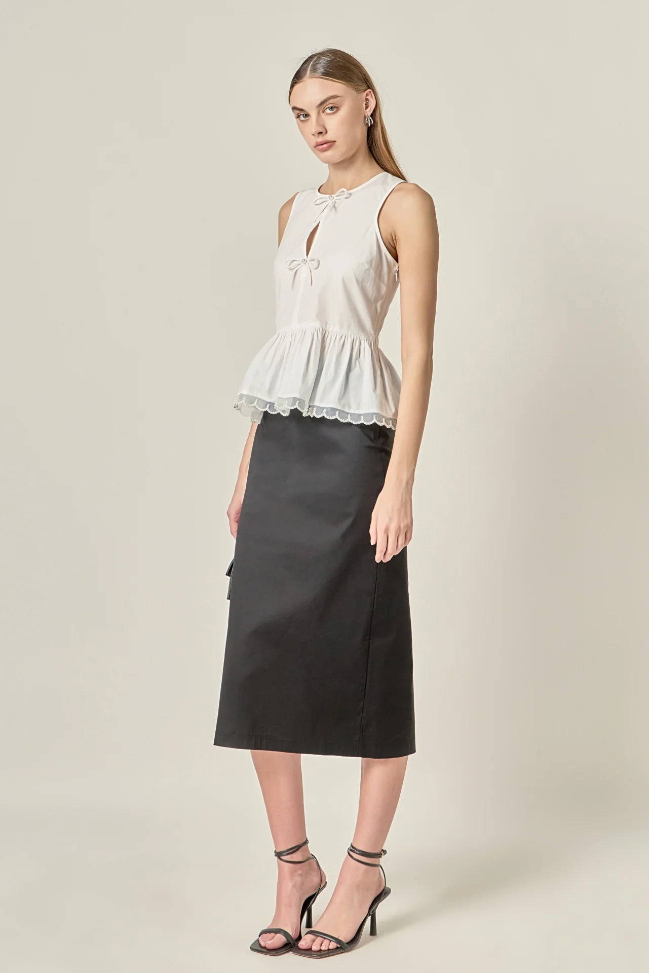 Pearl Bow Scallop Halter Top - Image 5