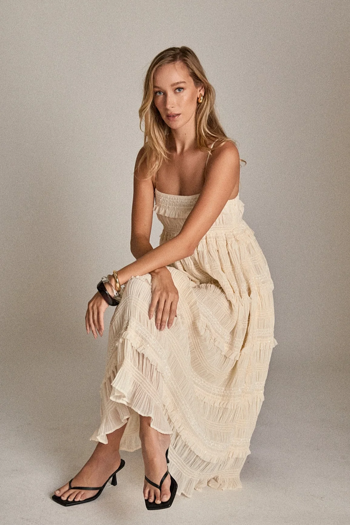 Smocked Sleeveless Midi Dress - Image 8